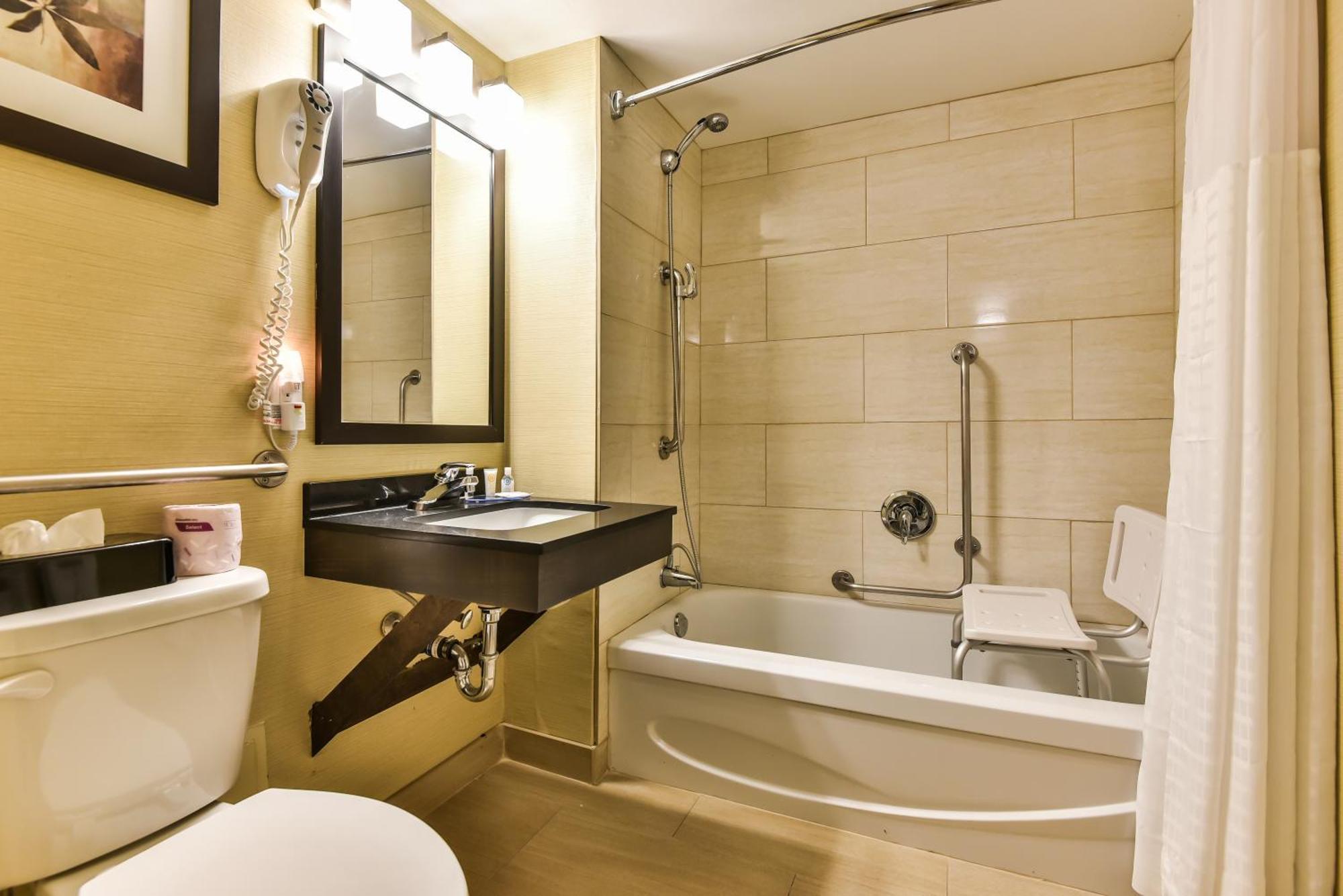 Comfort Inn Windsor Buitenkant foto